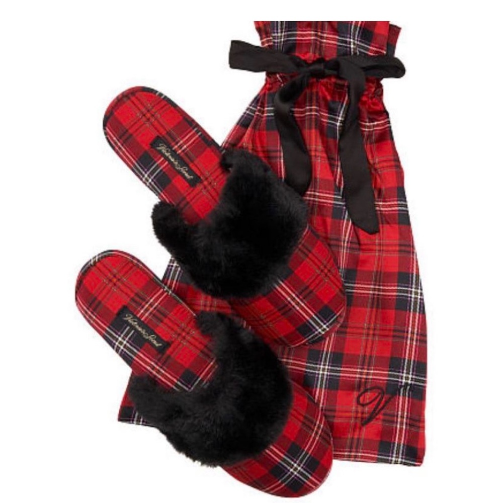 Victoria’s Secret satin Christmas slippers with faux fur